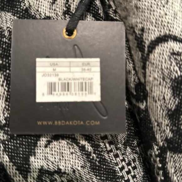 NWT Jack BB Dakota Size Medium Blazer Jacket - Picture 4 of 13